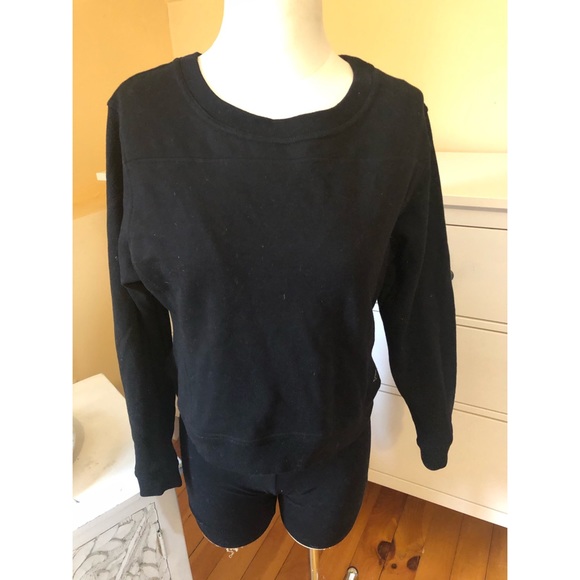 Black sweater - Picture 3 of 6